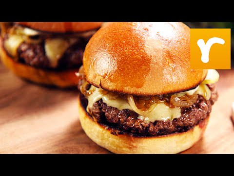 Mitt kök: Tommy Myllymäki gör den perfekta cheeseburgaren - TV4