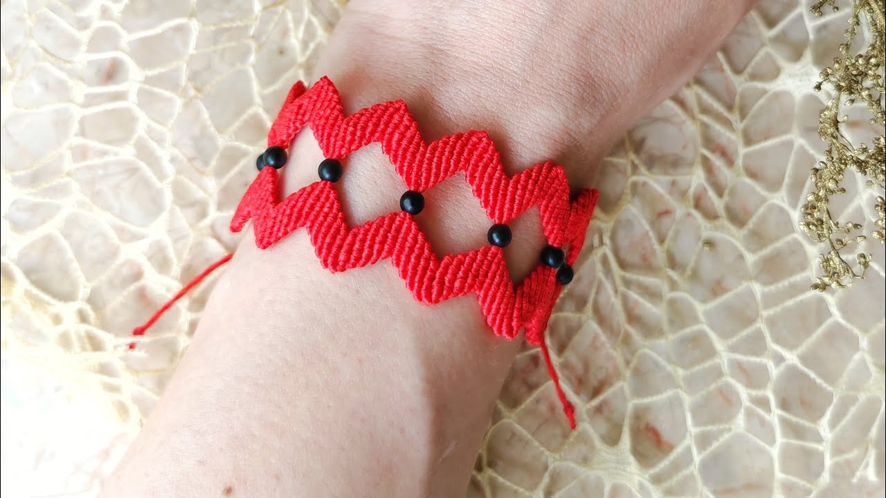 DIY Macrame Bracelet | Zig-Zag Bracelet | Easy tutorial