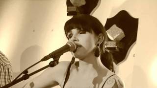 Stina Girs: Kirje LIVE @ Sony Music glögärit 8.12.11