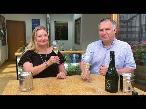 The Friday Bubble- Salon Blanc de Blancs 1996 Late Disgorged Autumn 2021 with Essi Avellan
