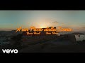 Rocco Hunt, Ana Mena - A Un Passo Dalla Luna (Official Video) Rocco Hunt, Ana Mena - A Un Passo Dalla Luna (Official Video)