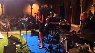 Michela Calzoni con Doctor Dixie Jazz Band live Cernobio di San Vittore CHEEK TO CHEEK
