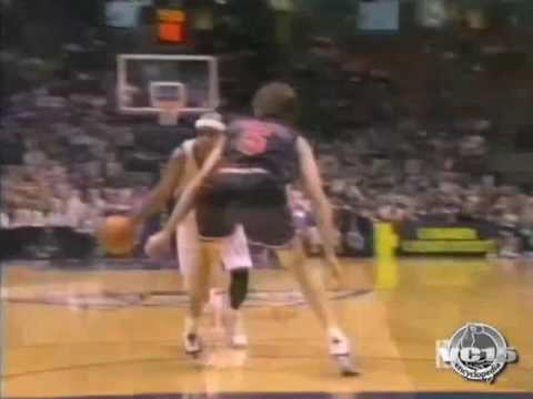 Vinsanity HIGHLIGHT play vs Bulls 2005 season