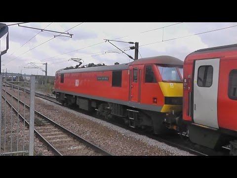 *Rare* DB Schenker Class 90036 on the ECML 13/10/16