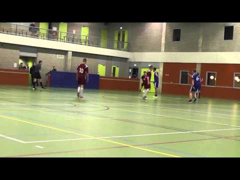 4 maart 2016 HMS 2 - Kawin 4 com 6-2 Doelpunt Jessie (2-0)