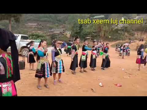 kwv txhiaj hmoob dub