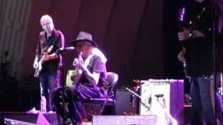 Rare Johnny Winter and Leslie West jam - Red House.