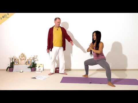 Göttinnen-Pose in Namaste Mudra - Yoga Asana Lexikon