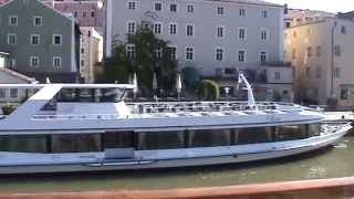 preview picture of video 'Passau Schiff Sissi auf der Donau Ausflugsschiff MS Sissi auf der Donau Bilder Passau'
