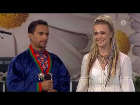 Jon Henrik Fjällgren feat Aninia-I en värld full av strider LIVE.Lotta på Liseberg