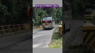 Download lagu TAKJUB‼️ AKSI BUS ALS DI TIKUNGAN BUKIT DUA BALEH MUARASIPONGI mp3