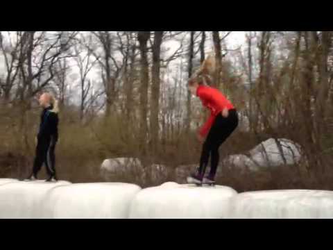 Shout it out: Tuva Thor, Alva Andersson.