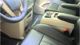 preview picture of video '2015 Chrysler Town & Country New Cars Dubuque IA'