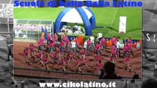 preview picture of video 'Scuola di ballo Baila Latino Morosita M° Ciko Latino 04/07/13 www.cikolatino.it'