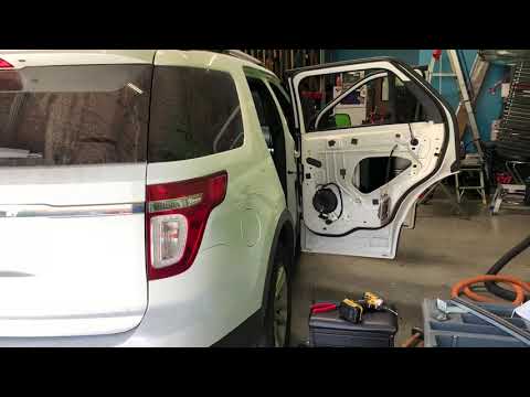 2011-2018 Ford Explorer rear door window replacement by Alfredo’s Auto Glass repair