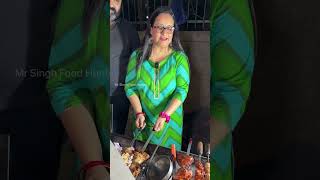 School Teacher selling घर वाला Non Vegetarian Street Food 🍗 #indianstreetfood #viralvideo