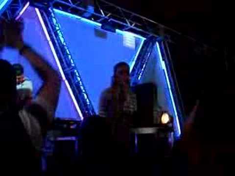 dj neeVald feat. Mc Jacob A Global Gathering Polska 2008