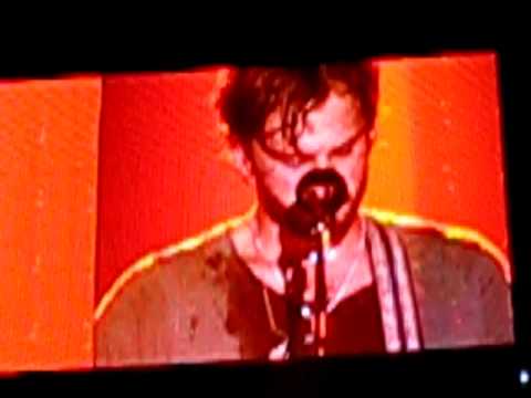 Kings Of Leon Sex On Fire live from The Forum Inglewood, CA 8/22/09