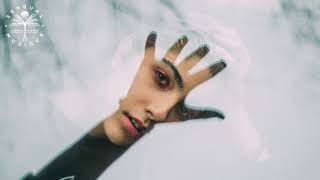 M-22 - How Does It Feel