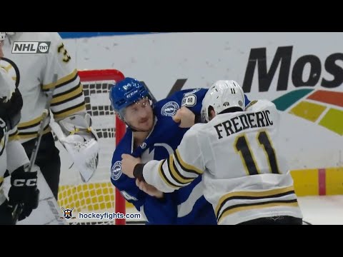 Trent Frederic vs Tanner Jeannot Mar 27, 2024