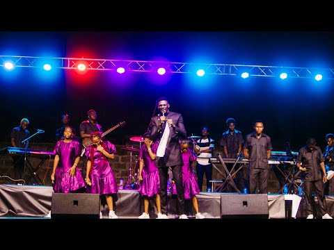 Min Judah Zubairu X (TWT) - Kerr Mi Go @ We Bow 2024 The Storm Second Wave. 📷 Band 📷