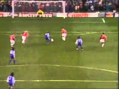 Manchester vs Fiorentina, goal of Batistuta.flv