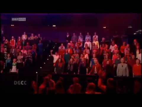 Flashmob in TV show - Die große Chance der Chöre - O Fortuna  - Uni Chor Vienna