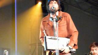Gruff Rhys and Y Niwl - Honey All Over at Truck Festival 2011