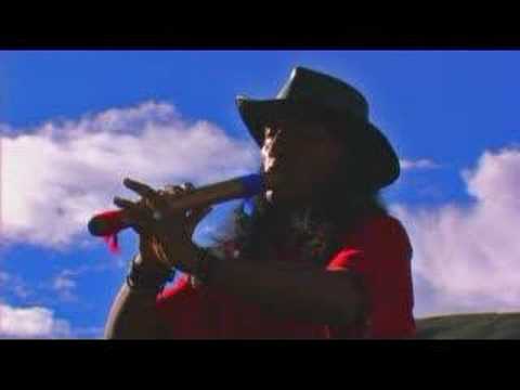 Clouds Of Sunset. Native Music  (www.waynawari.de) Pacomarca-Ayacucho.