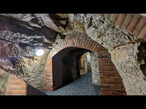 Mělnické historické podzemí s nejširší studnou - Mělník historical underground with the widest well