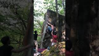 Video thumbnail of Le Fil Damassé, 7c+. Fontainebleau