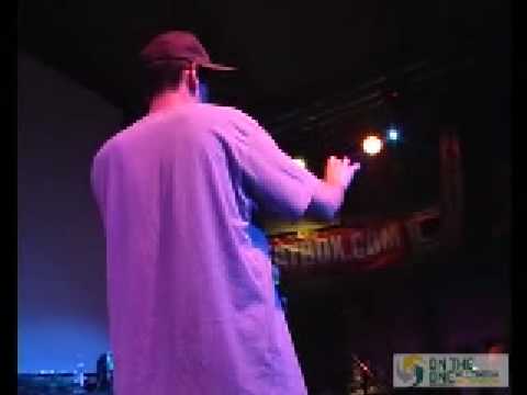 Shlo jams with Roxorloops @ 2006 UK Beatbox Champs final