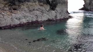 preview picture of video 'Bathing Near the Durdle Door'