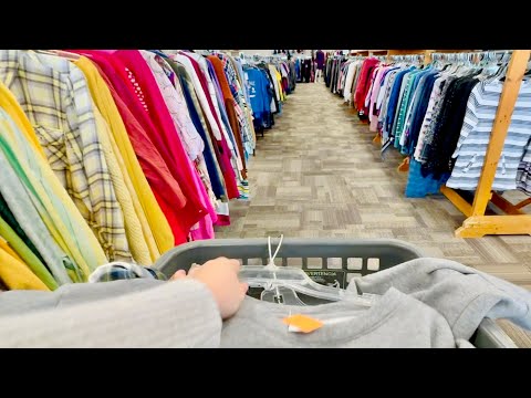 Thrift Shopping Public ASMR ❤︎ No Talking