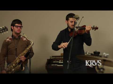 The Revelers "Juste un 'tit brin" - KRVS