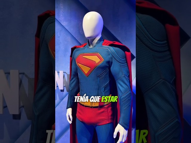 Vídeo relacionado con Rubies Disfraz Superman Movie Deluxe para hombre y mujer, Jumpuit con pecho acolchado y capa, Licencia Oficial Warner Bros DC Comics, Disfraces superhéroe adulto para Carnaval, Halloween y fiestas