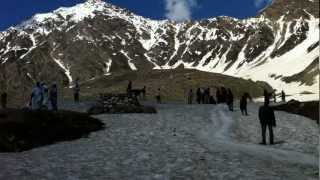 preview picture of video 'Lake Saif ul Maluk - Reds sliding :)'