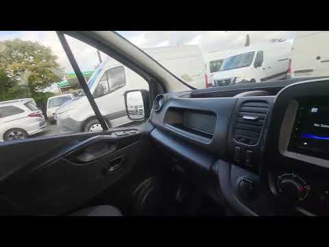 Renault Trafic LL30 ENERGY DCI 120 BUSINESS P - Image 2