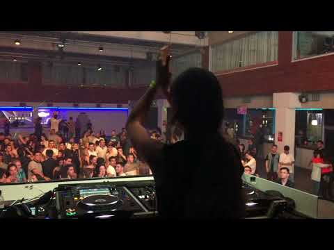 Kennedia Live #WolvesNights