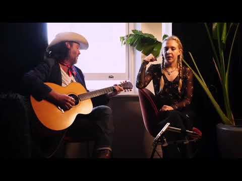 Lyza Jane And C C  Adcock   Silver And Gold