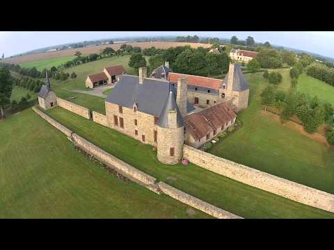 Le manoir de la Chaslerie vu d'un drone en juillet 2014