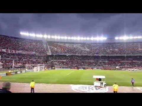 "Recibimiento / Mi buen amigo - River vs San Pablo (Copa Libertadores 2016  )" Barra: Los Borrachos del Tablón • Club: River Plate