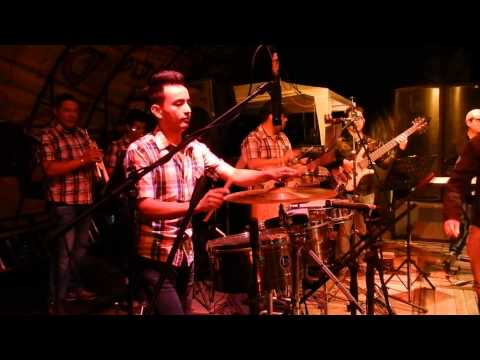 Bandafiesta (vivo) - Fiesta del dolor (2013)