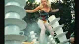 &quot;Don&#39;t Get It Twisted&quot; - Gwen Stefani