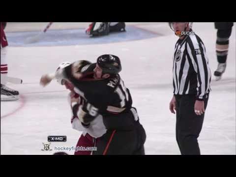 Paul Bissonnette vs George Parros Dec 5, 2010
