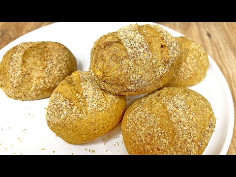 Keto bread in 5 minutes. No sugar, no yeast and no white flour.
