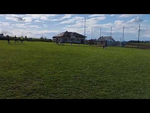 Rzut wolny Łukasz Gaweł RKS Błyskawica Rozbórz - Piast Nowosielce