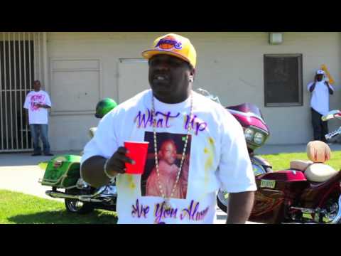 WASHING DISHES BY GEE SLICK