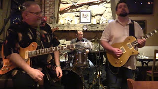 Duke Robillard and Monster Mike Welch - Menotomy Grill00009