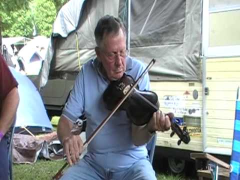 James Reed plays a Waltz at Clifftop 2009